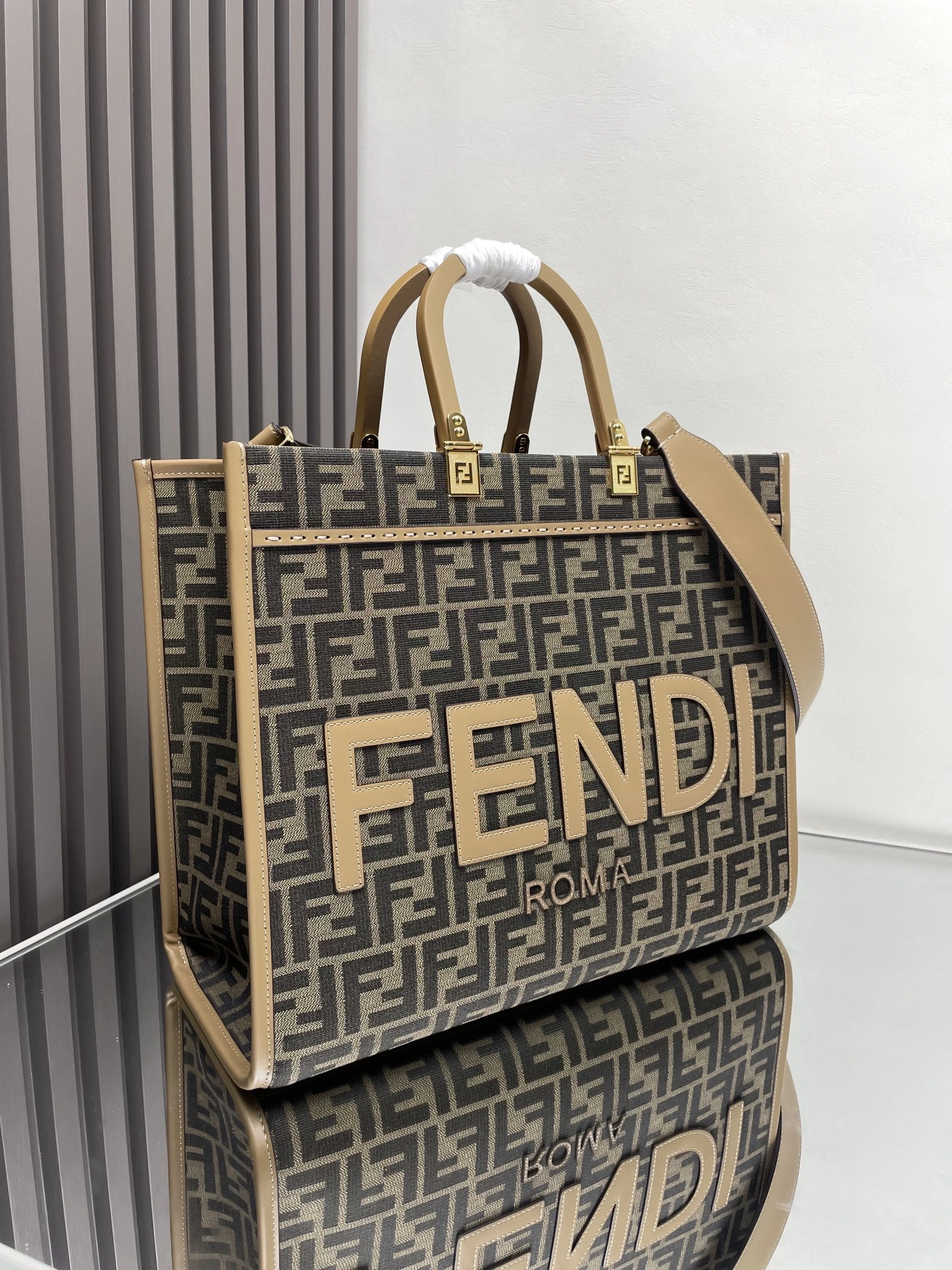 Reliable Fendi Shopping Bags 69664