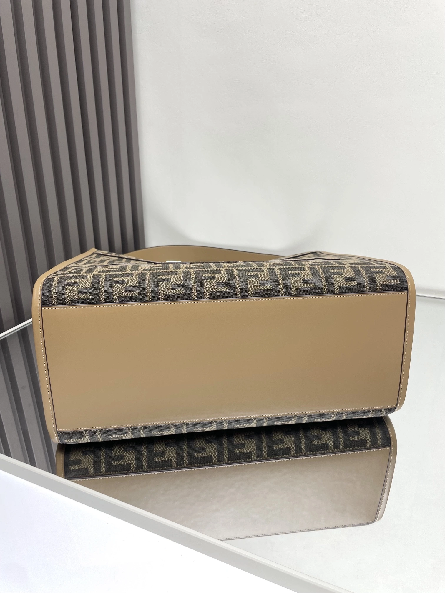 Reliable Fendi Shopping Bags 69664