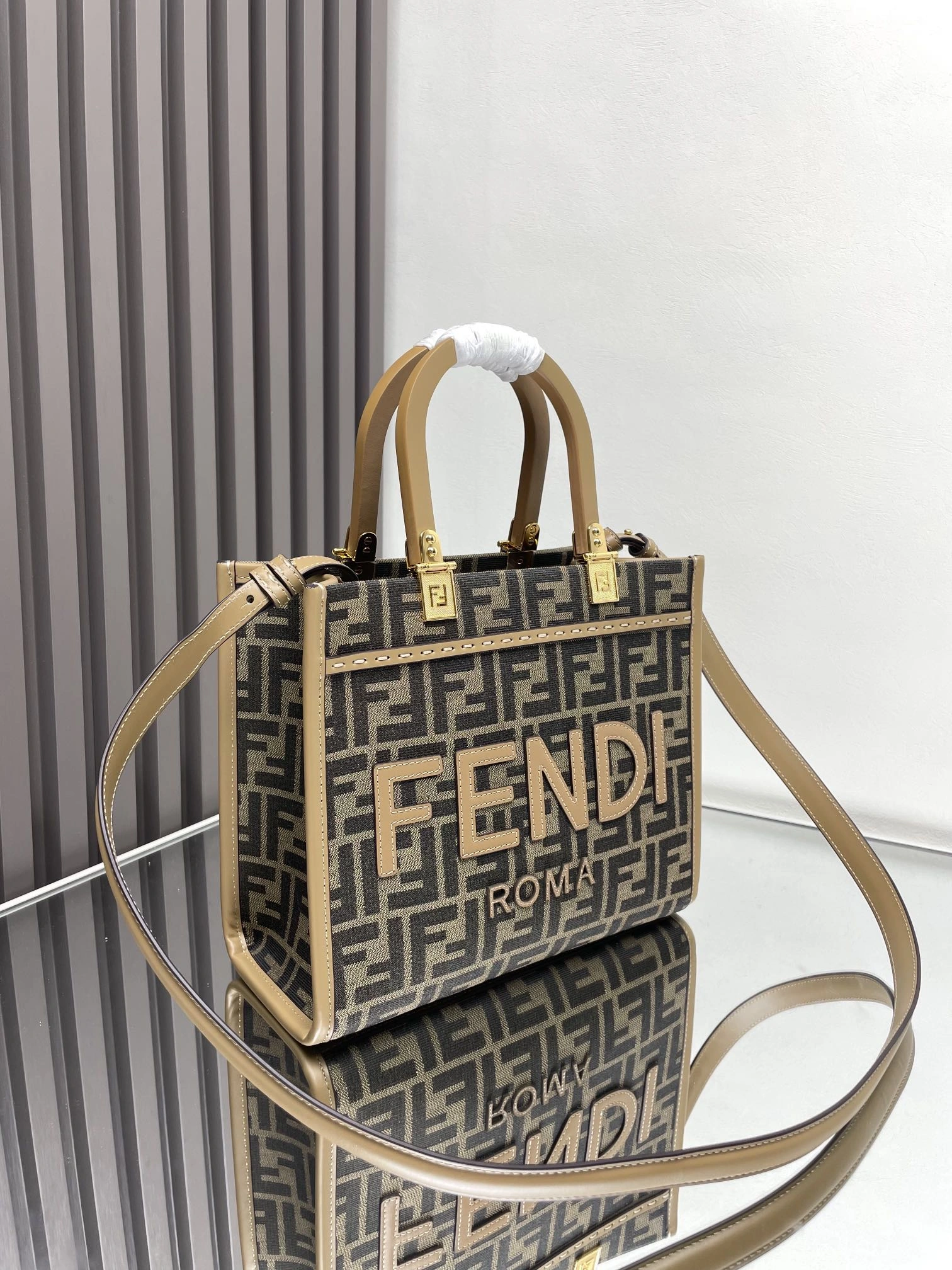 Stylish Fendi Shopping Bags 69653