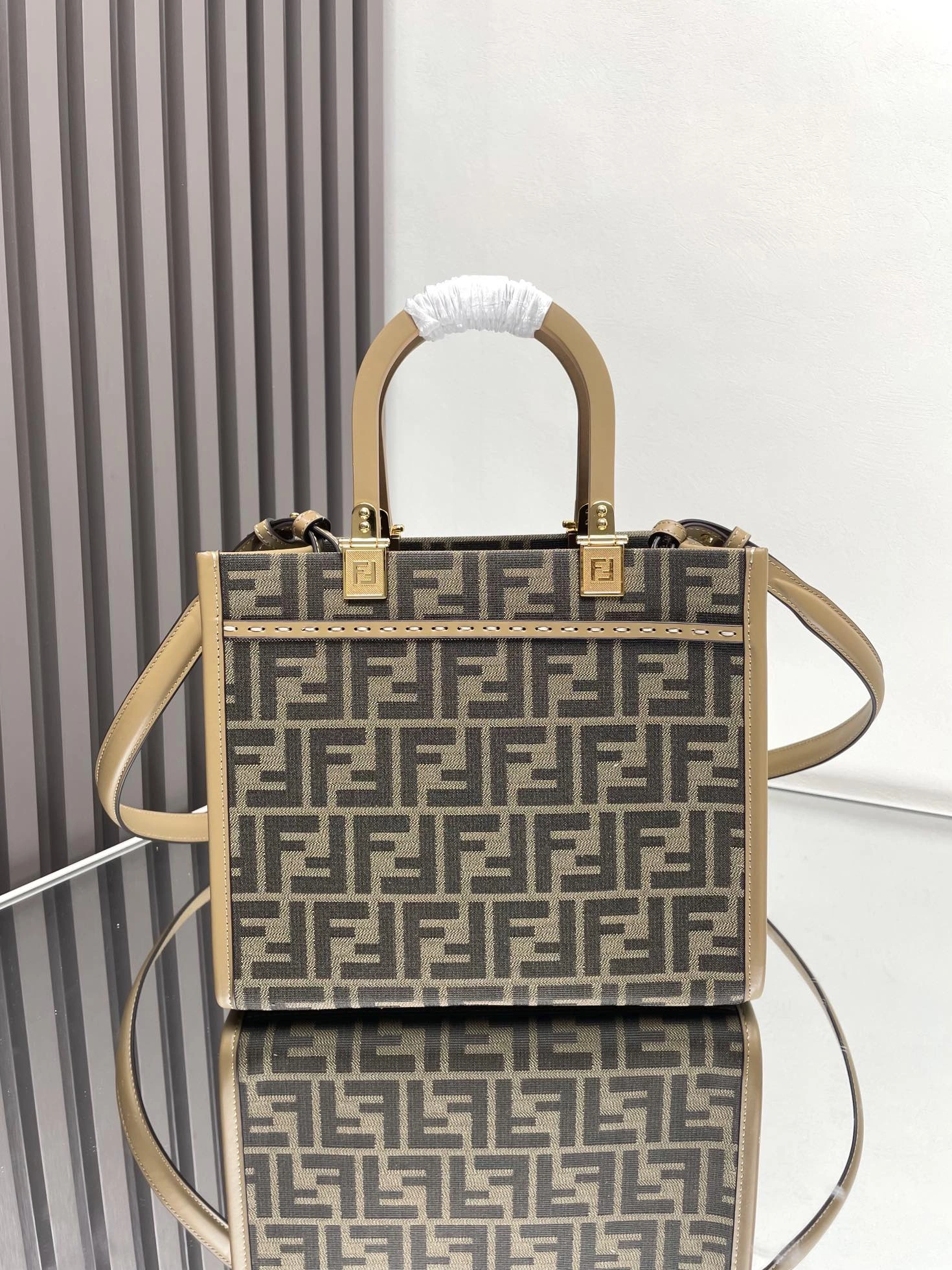 Stylish Fendi Shopping Bags 69653