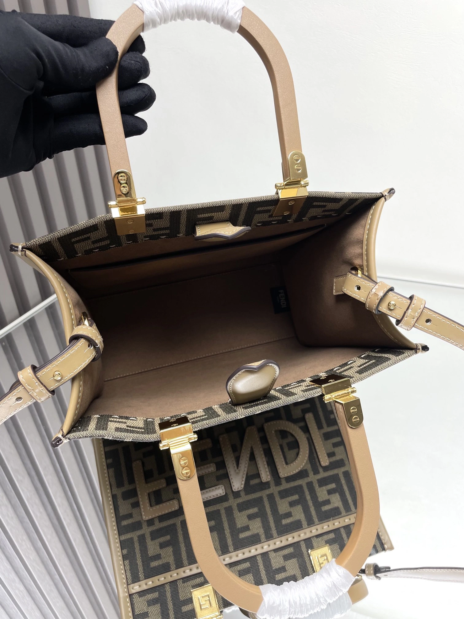 Stylish Fendi Shopping Bags 69653