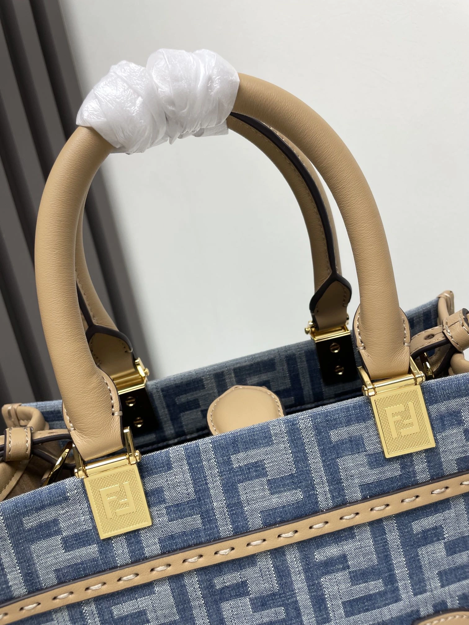 QuickDry Fendi Shopping Bags 69646