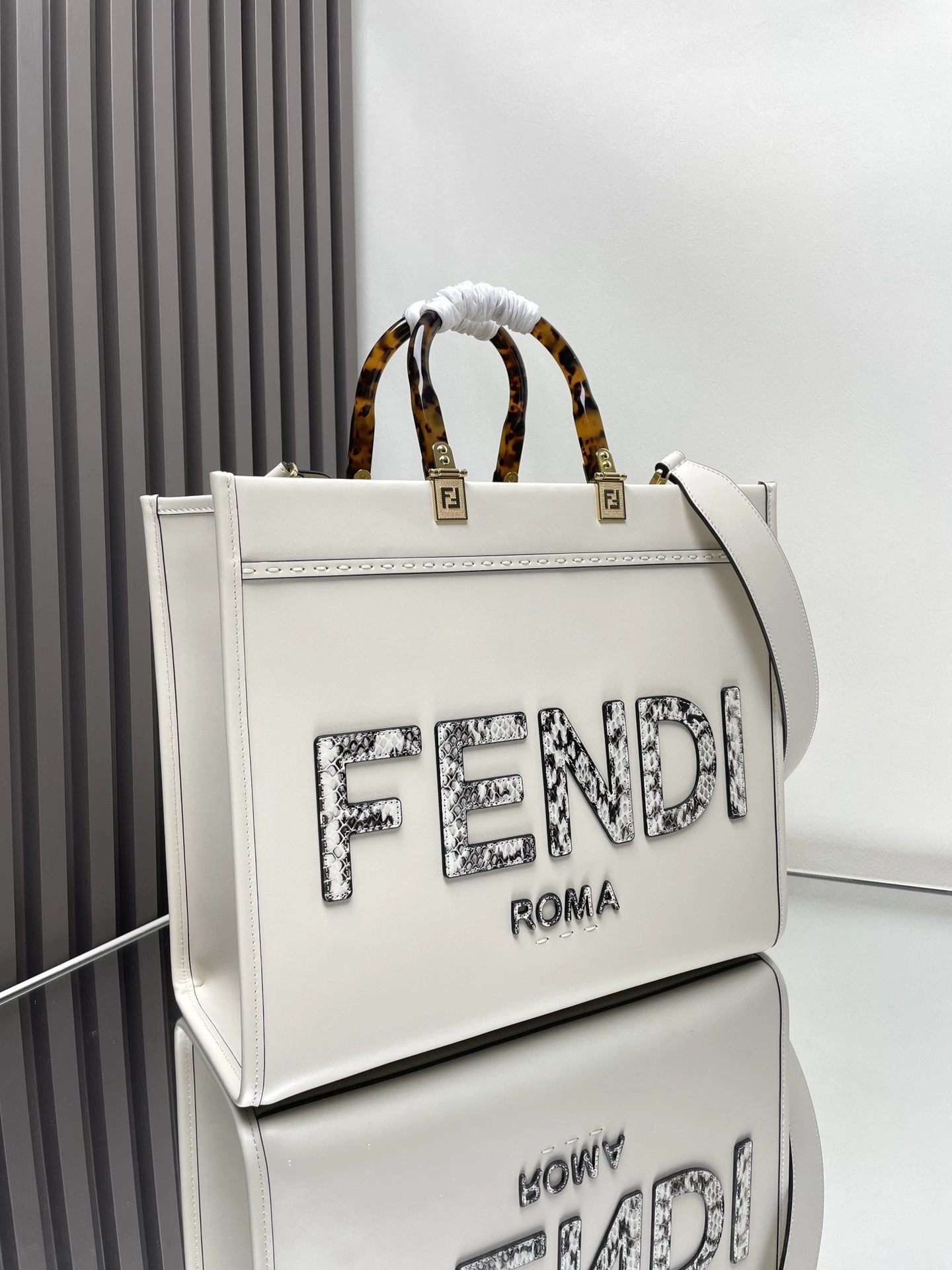 Fendi Shopping Bags ZeroBulk 69726