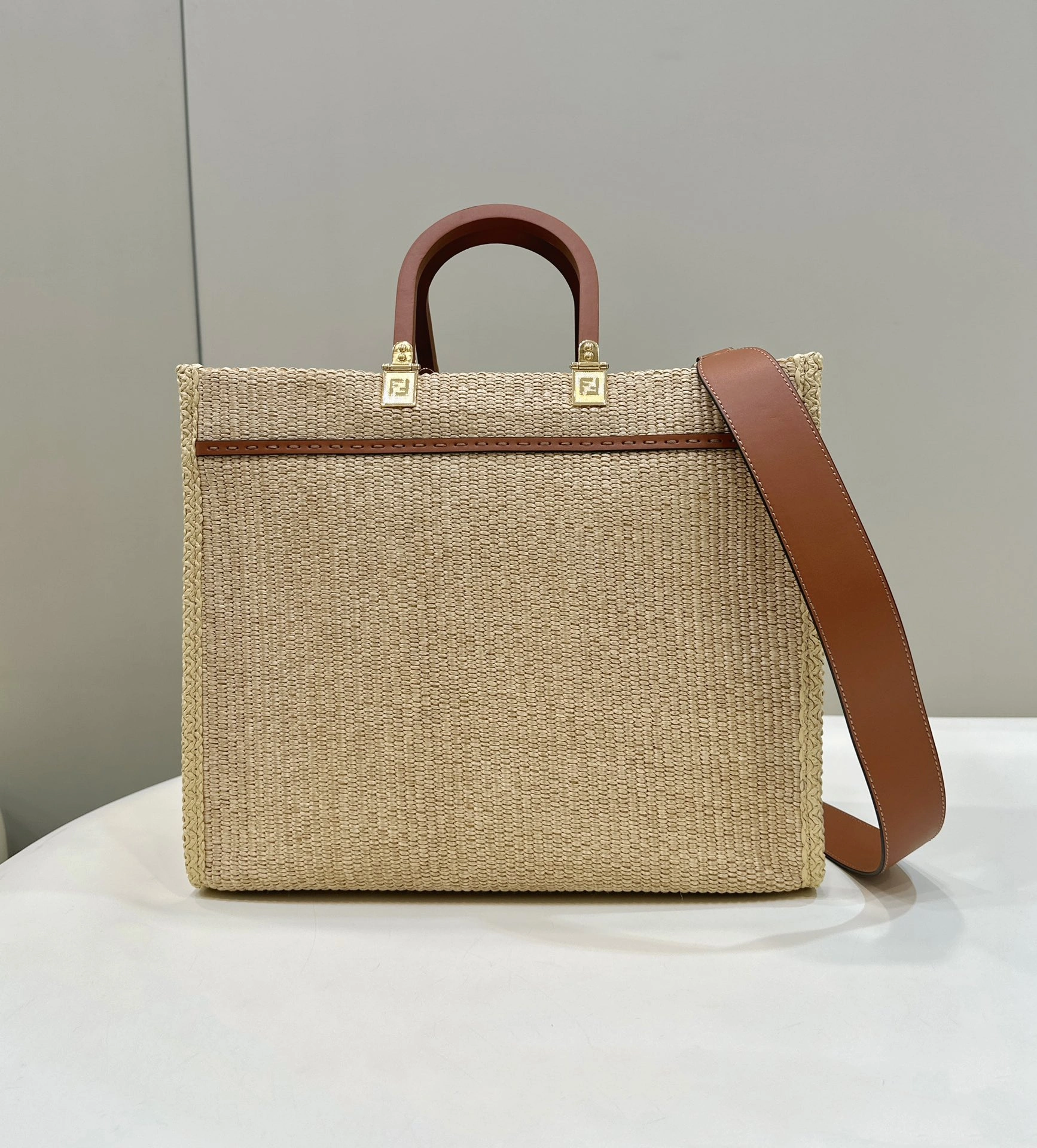Soft Fendi Shopping Bags 69649