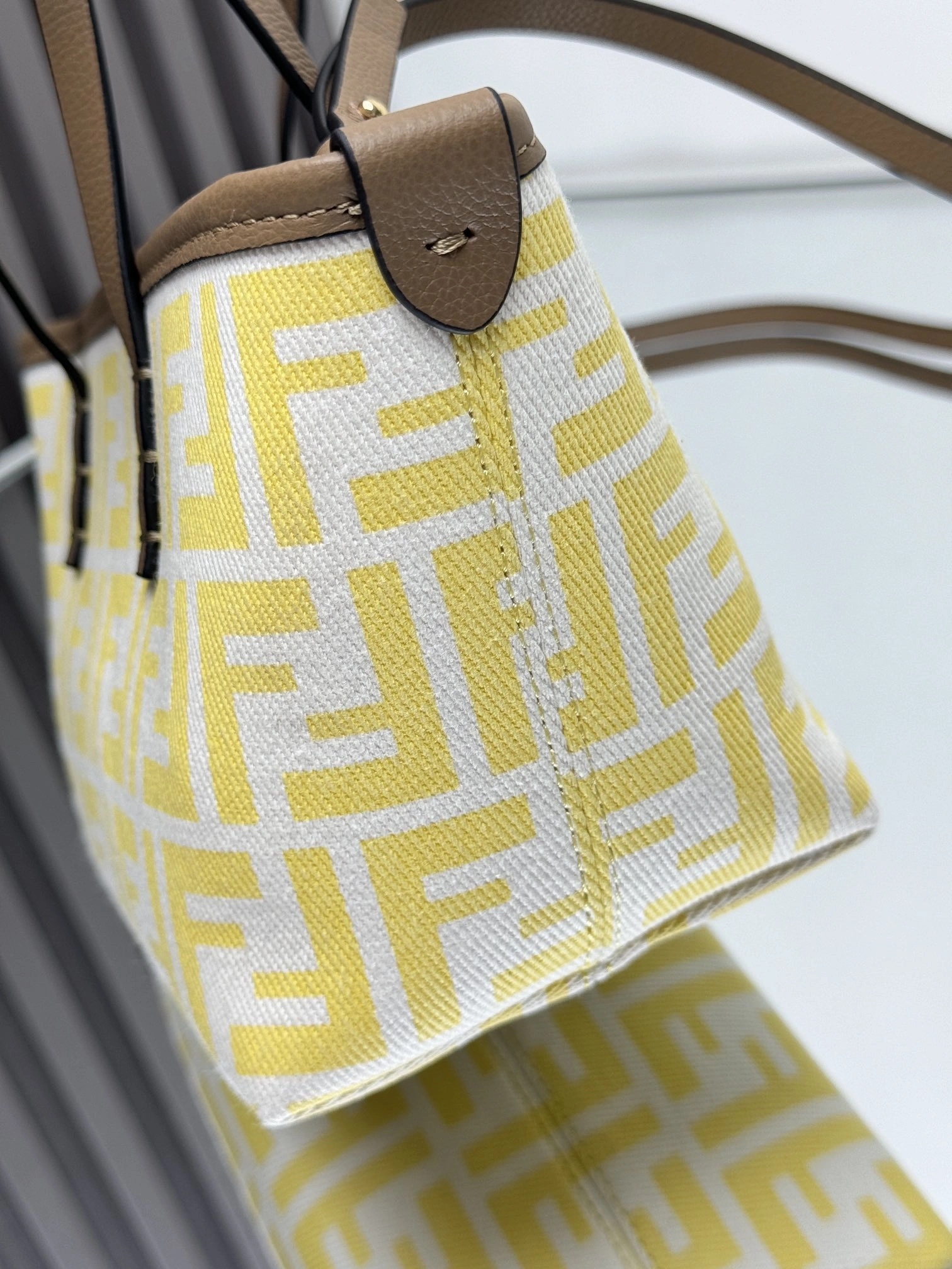 Fendi Shopping Bags Bright 69637