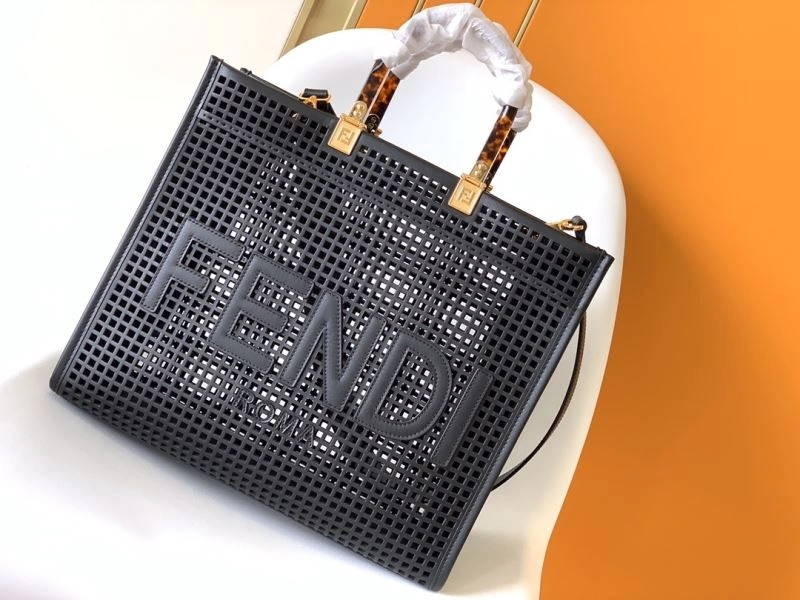 Fendi Shopping Bags Soft 57458