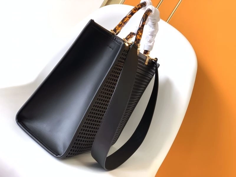Fendi Shopping Bags Soft 57458
