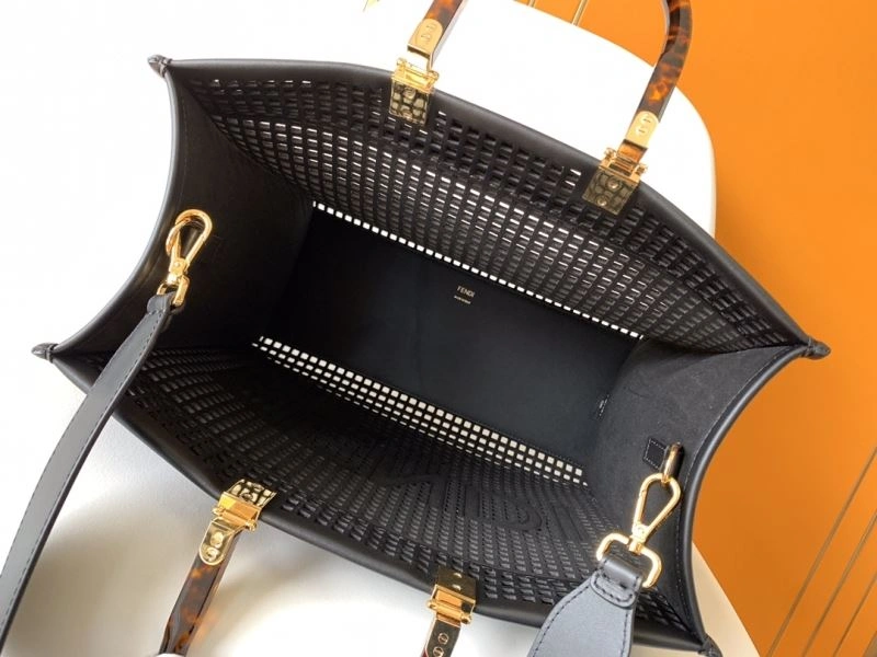 Fendi Shopping Bags Soft 57458