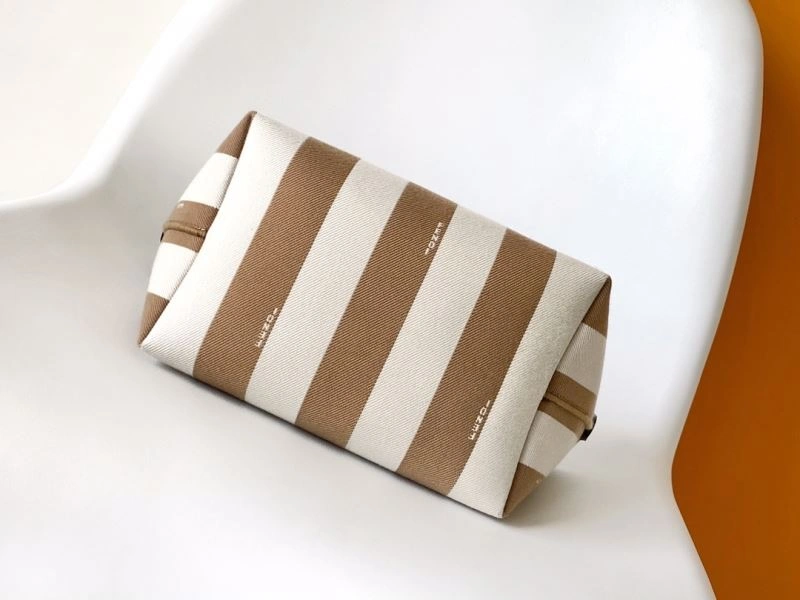 Fendi Shopping Bags FlexibleFit 57496