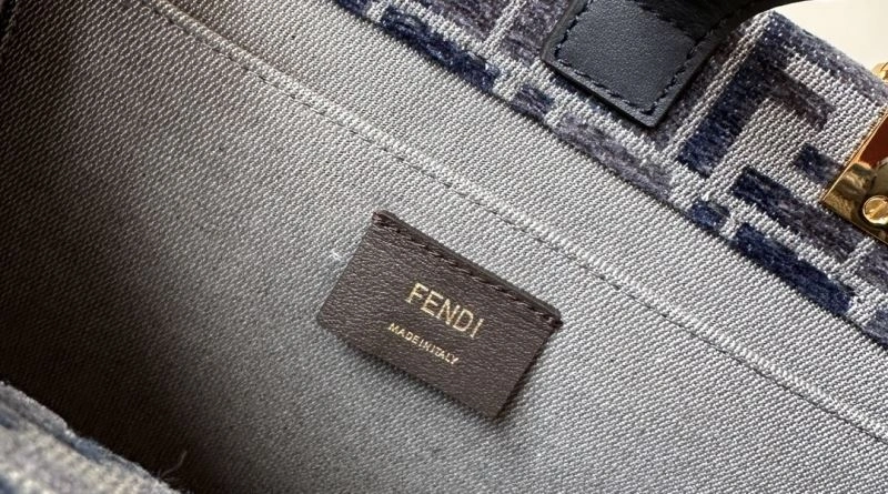 UrbanChic Fendi Shopping Bags 57478