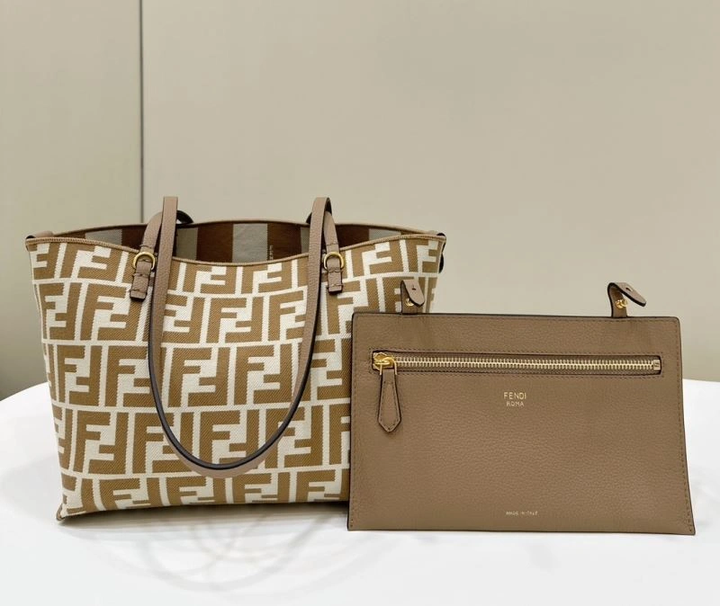 Fendi Shopping Bags Casual 57466
