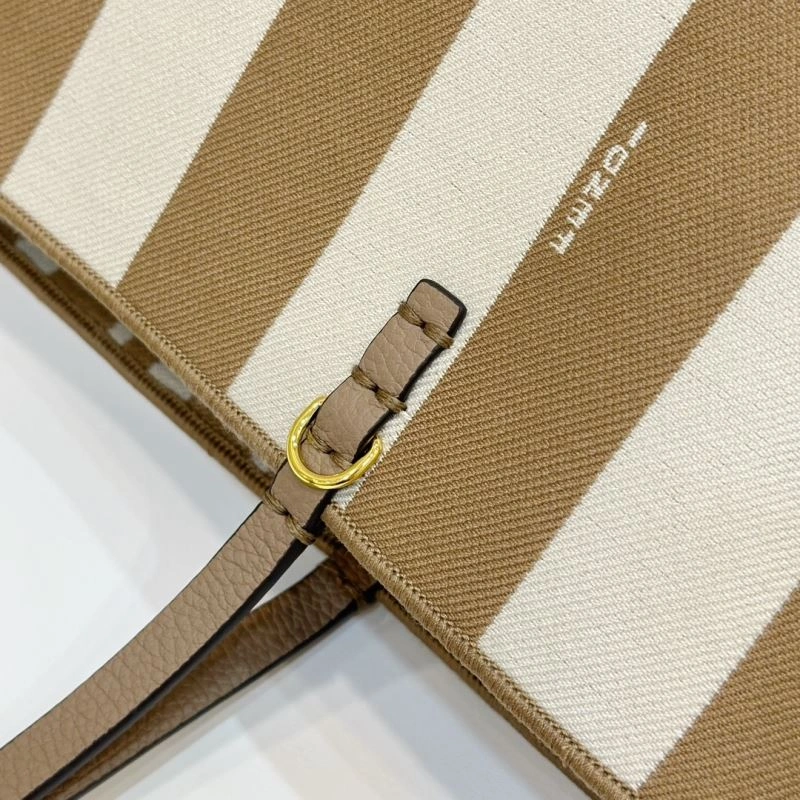 Fendi Shopping Bags Casual 57466