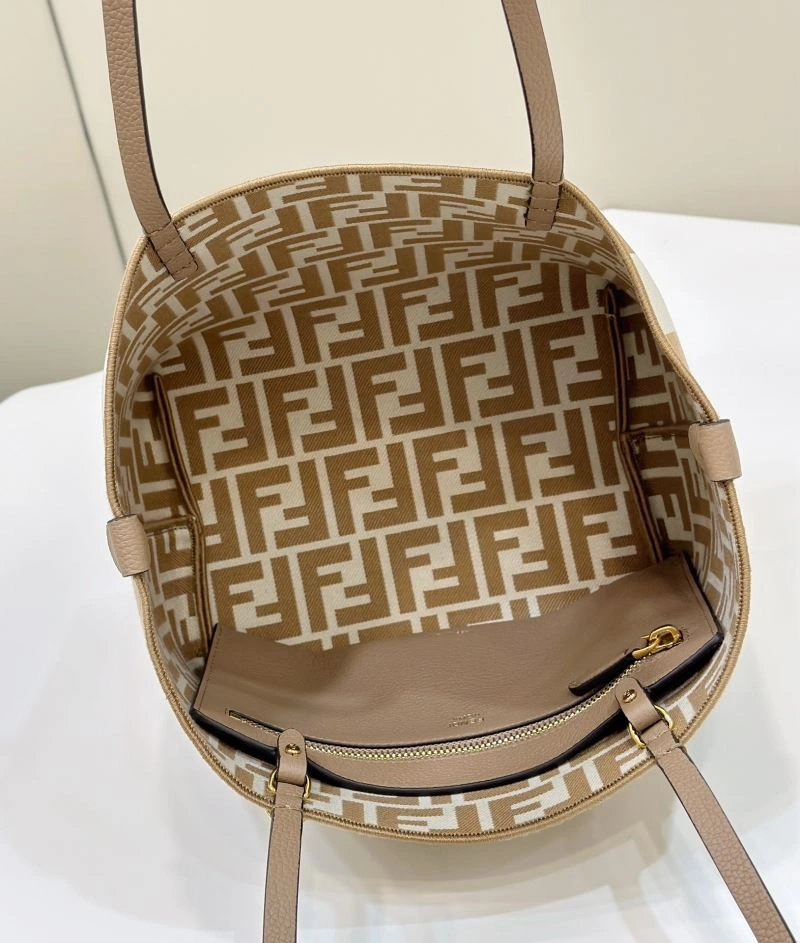 Fendi Shopping Bags Casual 57466