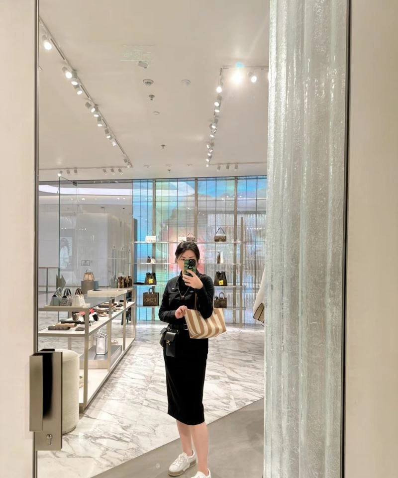 Fendi Shopping Bags Casual 57466