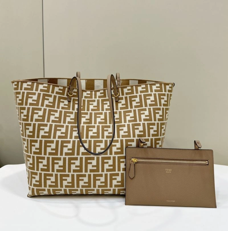 SmoothTexture Fendi Shopping Bags 57463