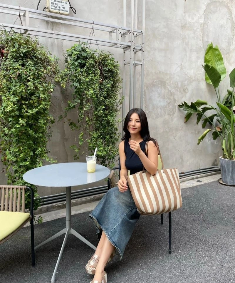 SmoothTexture Fendi Shopping Bags 57463