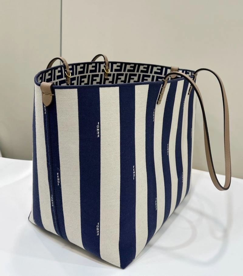 Fendi Shopping Bags WaterResistant 57461
