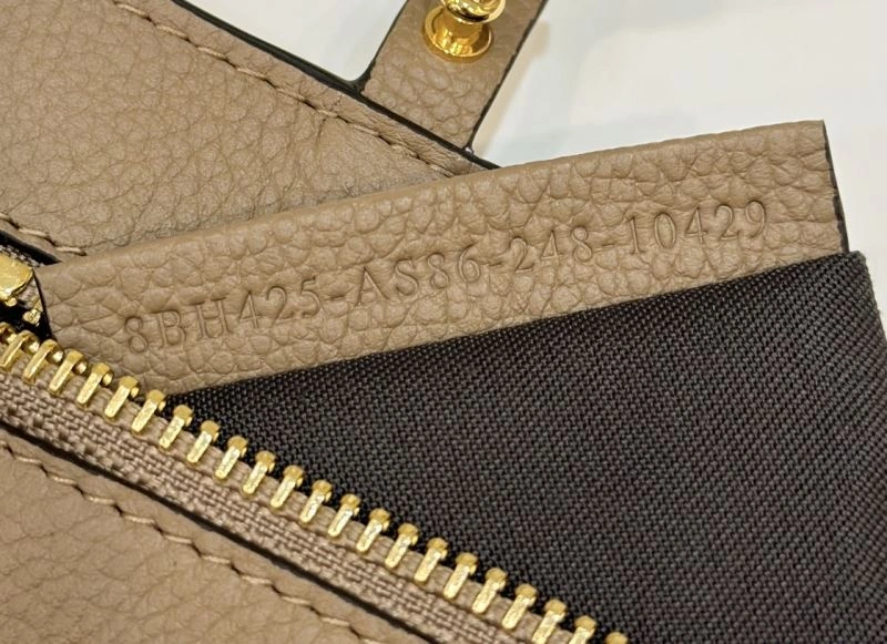 Fendi Shopping Bags WaterResistant 57461