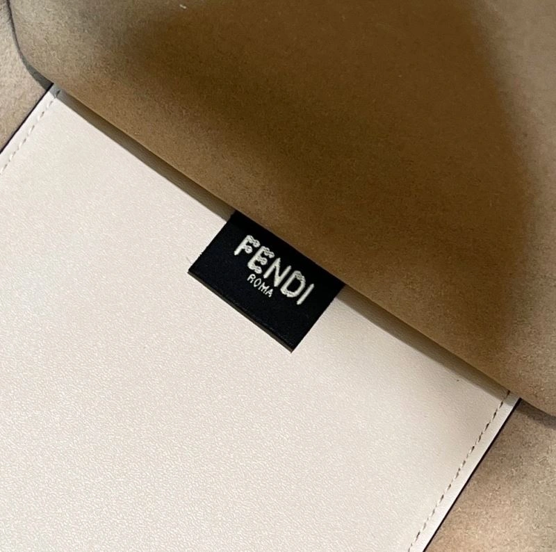 Fendi Shopping Bags ComfortFit 57448