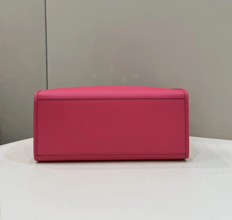 EyeCatching Fendi Shopping Bags 57498