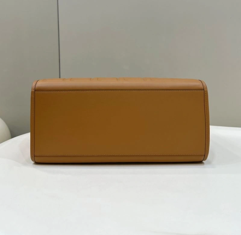 Fendi Shopping Bags StreetReady 57452