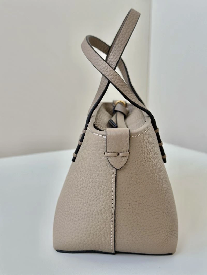 Fendi Shopping Bags AllSeason 57443