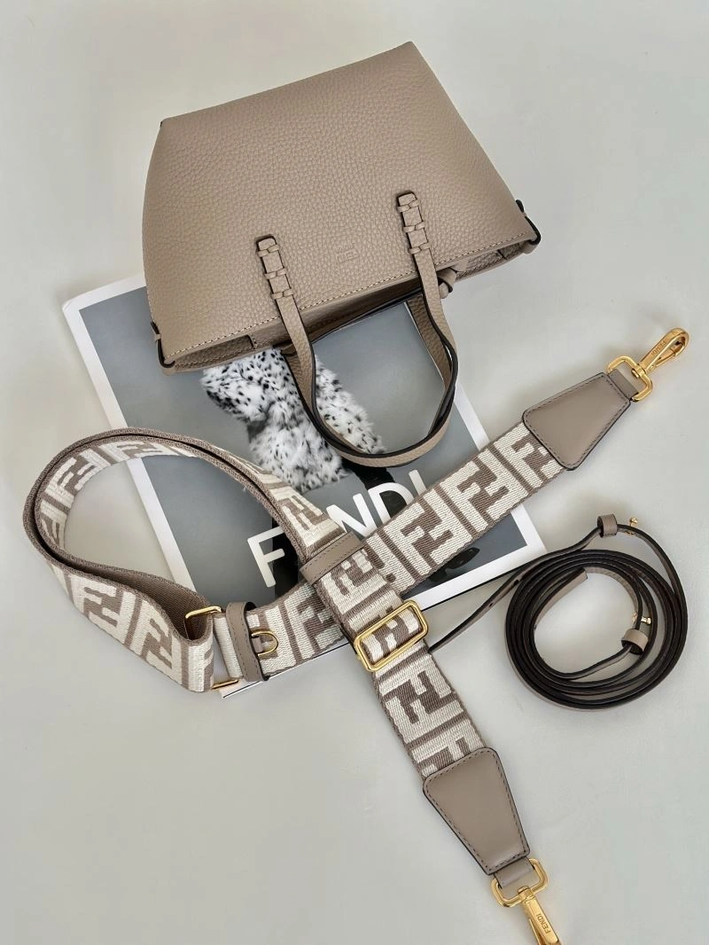 Fendi Shopping Bags AllSeason 57443