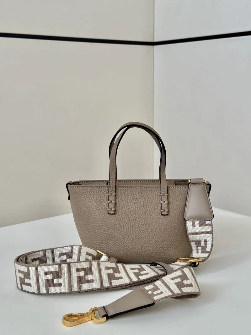 Fendi Shopping Bags AllSeason 57443
