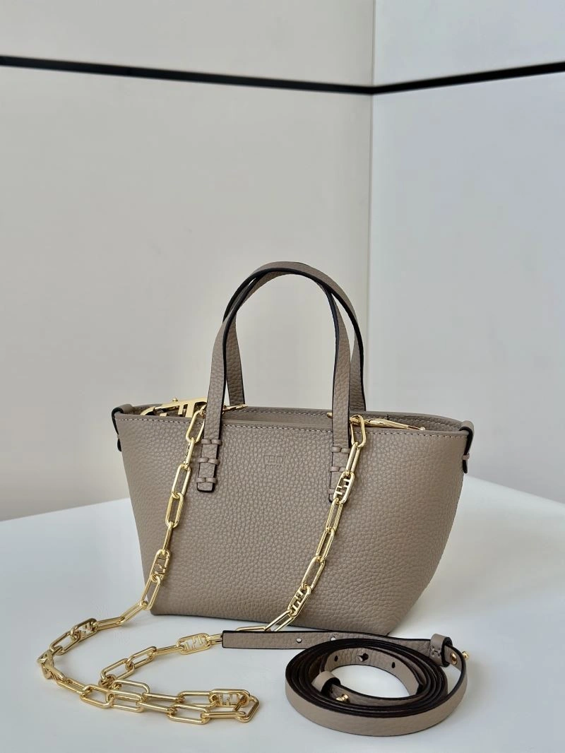 Fendi Shopping Bags AllSeason 57443