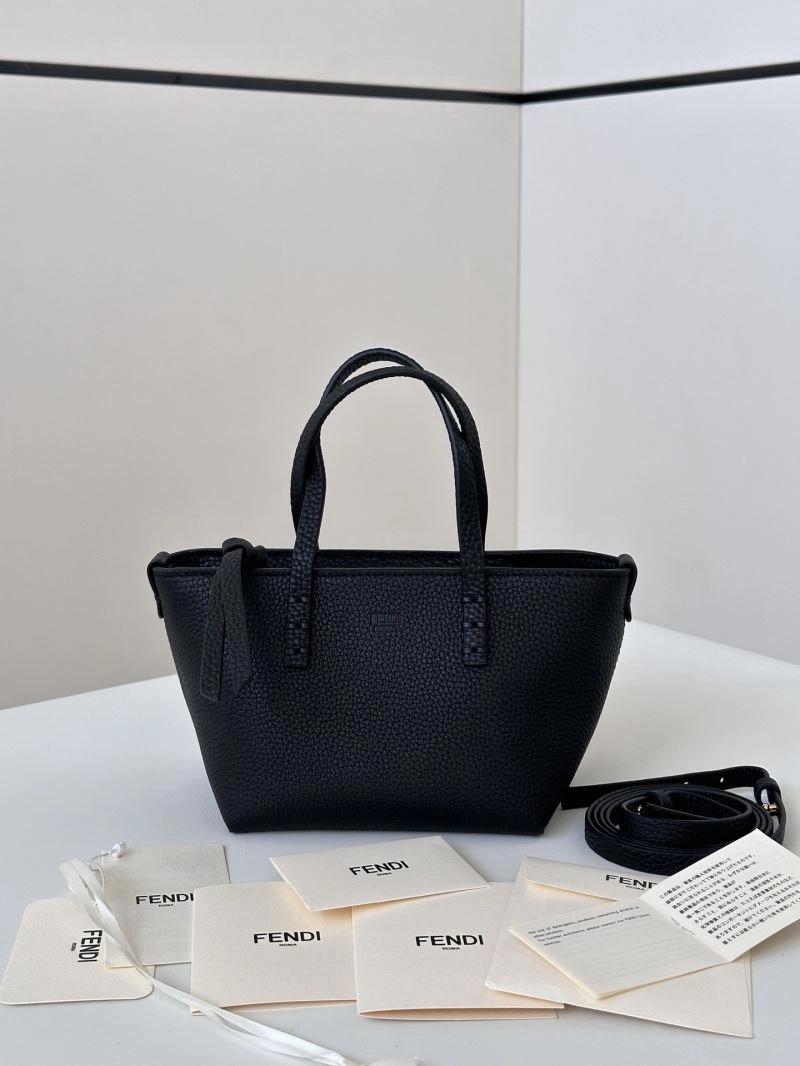 Unisex Fendi Shopping Bags 57442