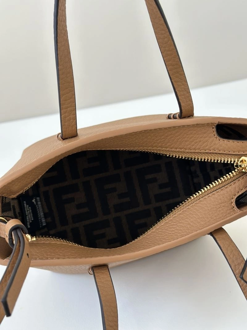 Fendi Shopping Bags Refined 57441