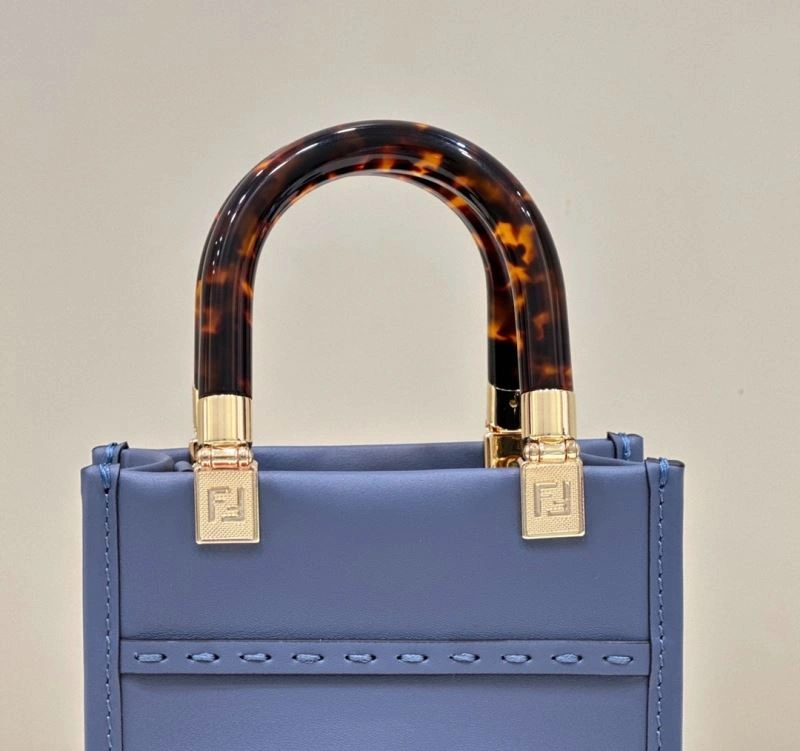 Fendi Shopping Bags TimelessDesign 57435