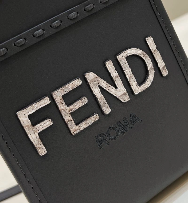 Fendi Shopping Bags Vibrant 57434