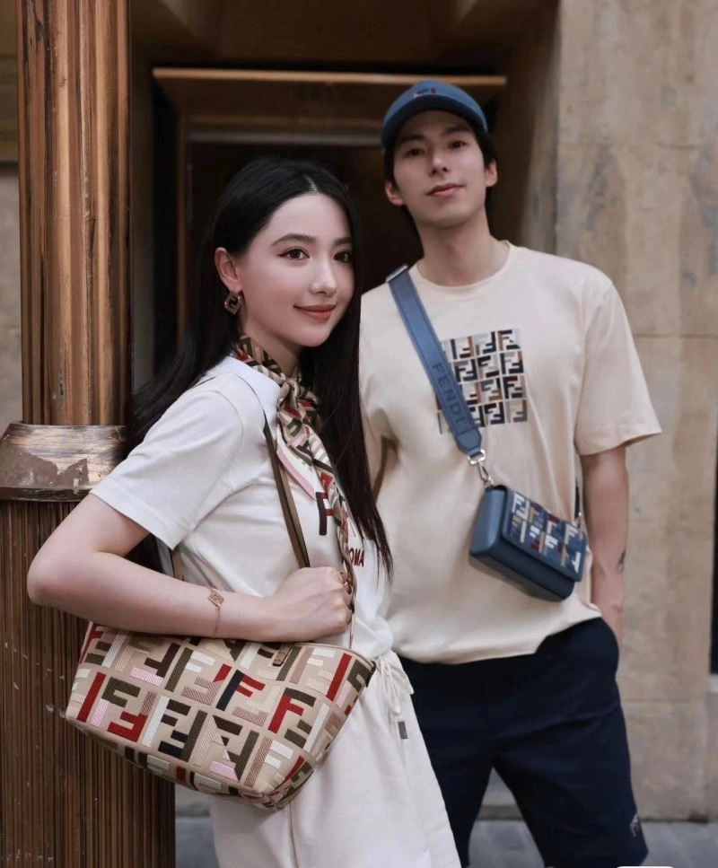 Fendi Shopping Bags EasyCare 57436