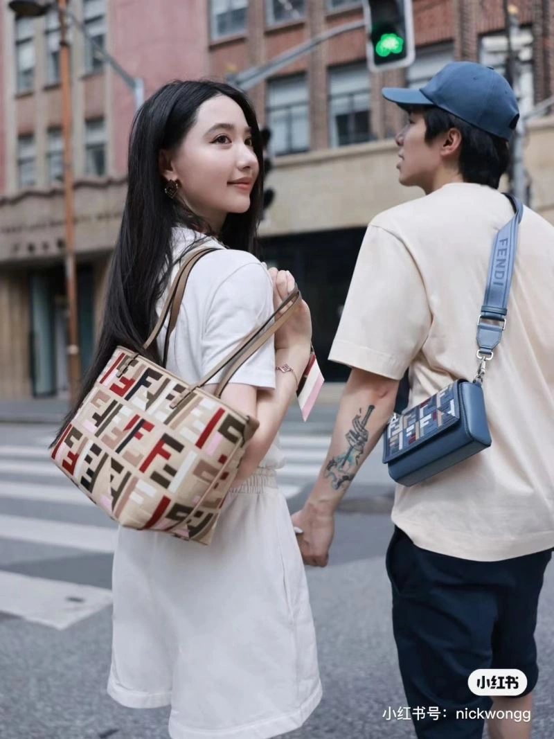 Fendi Shopping Bags EasyCare 57436