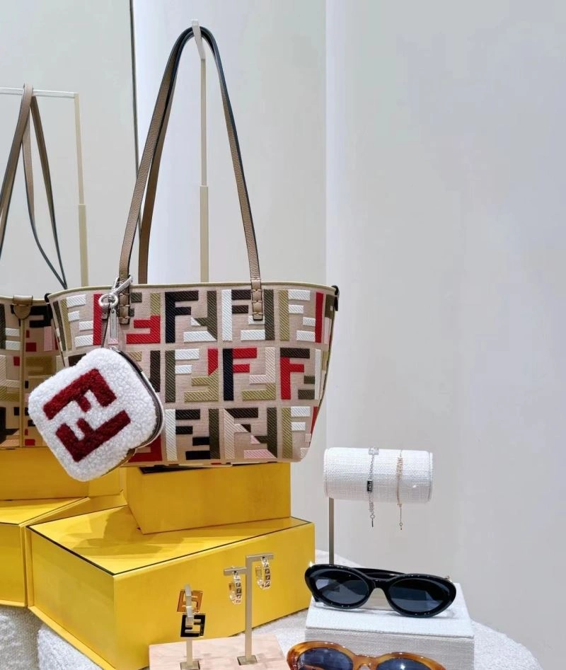 Fendi Shopping Bags EasyCare 57436