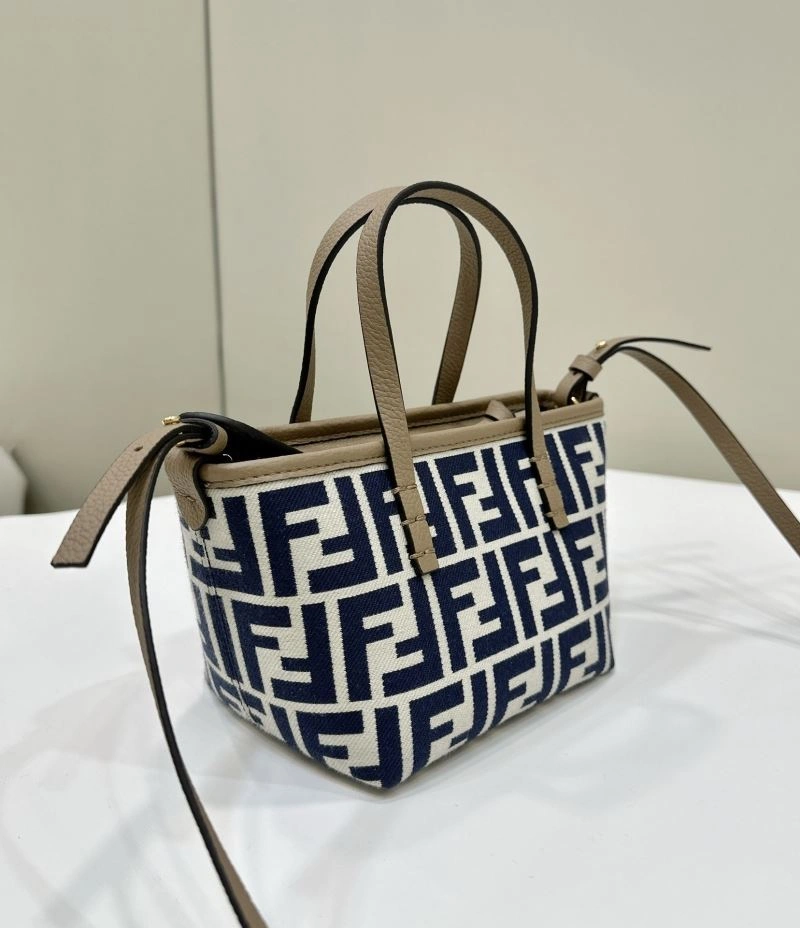 ZipUp Fendi Shopping Bags 57427