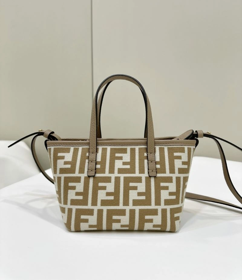 Stylish Fendi Shopping Bags 57428