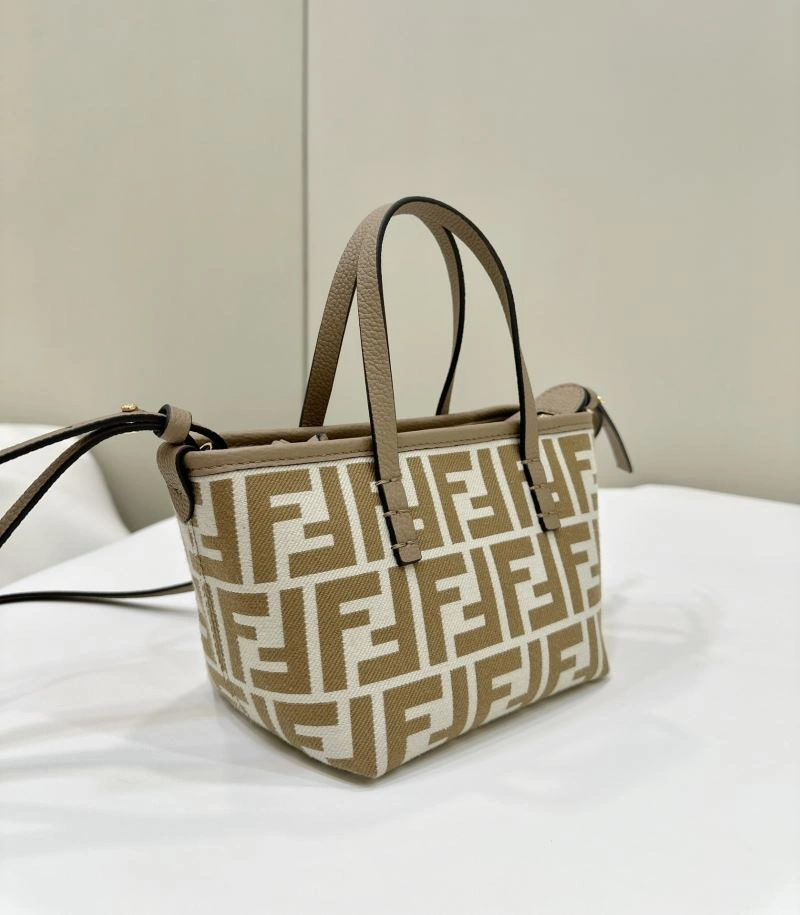 Stylish Fendi Shopping Bags 57428