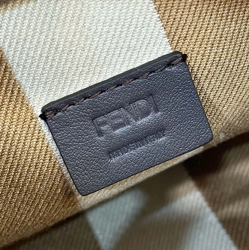 Stylish Fendi Shopping Bags 57428