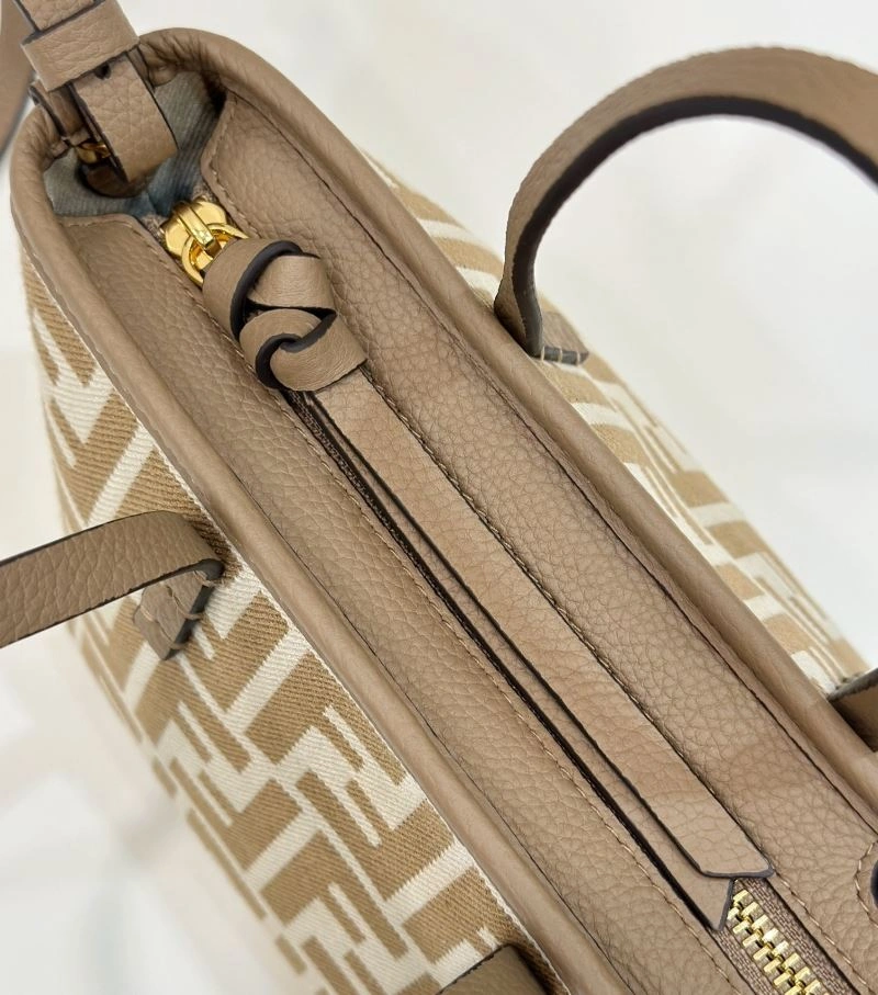 Stylish Fendi Shopping Bags 57428