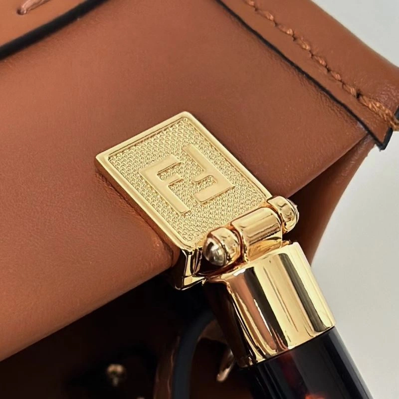 Fendi Shopping Bags Classic 57447