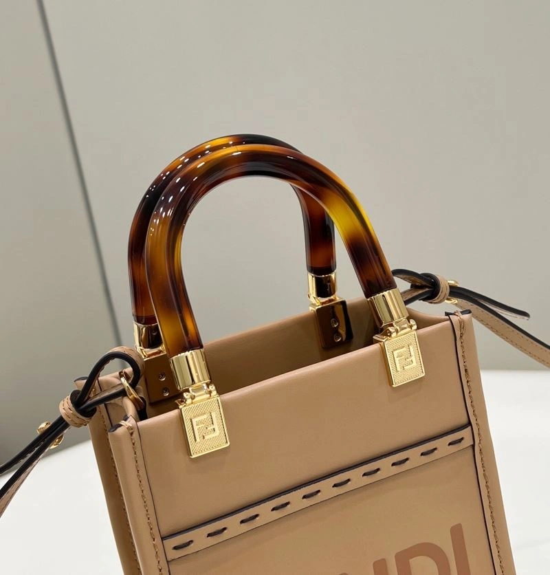 Practical Fendi Shopping Bags 57420