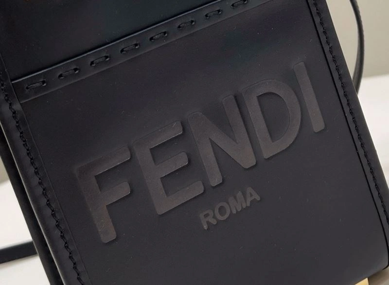 Fendi Shopping Bags Flexible 57456