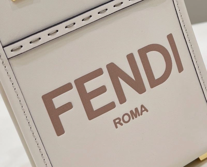 Fendi Shopping Bags WaterResistant 57422