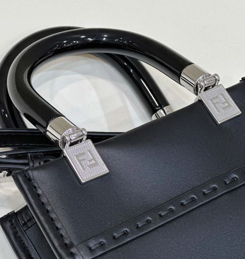 Fendi Shopping Bags Modern 57429