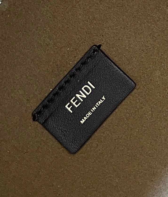 Fendi Shopping Bags Bold 57424