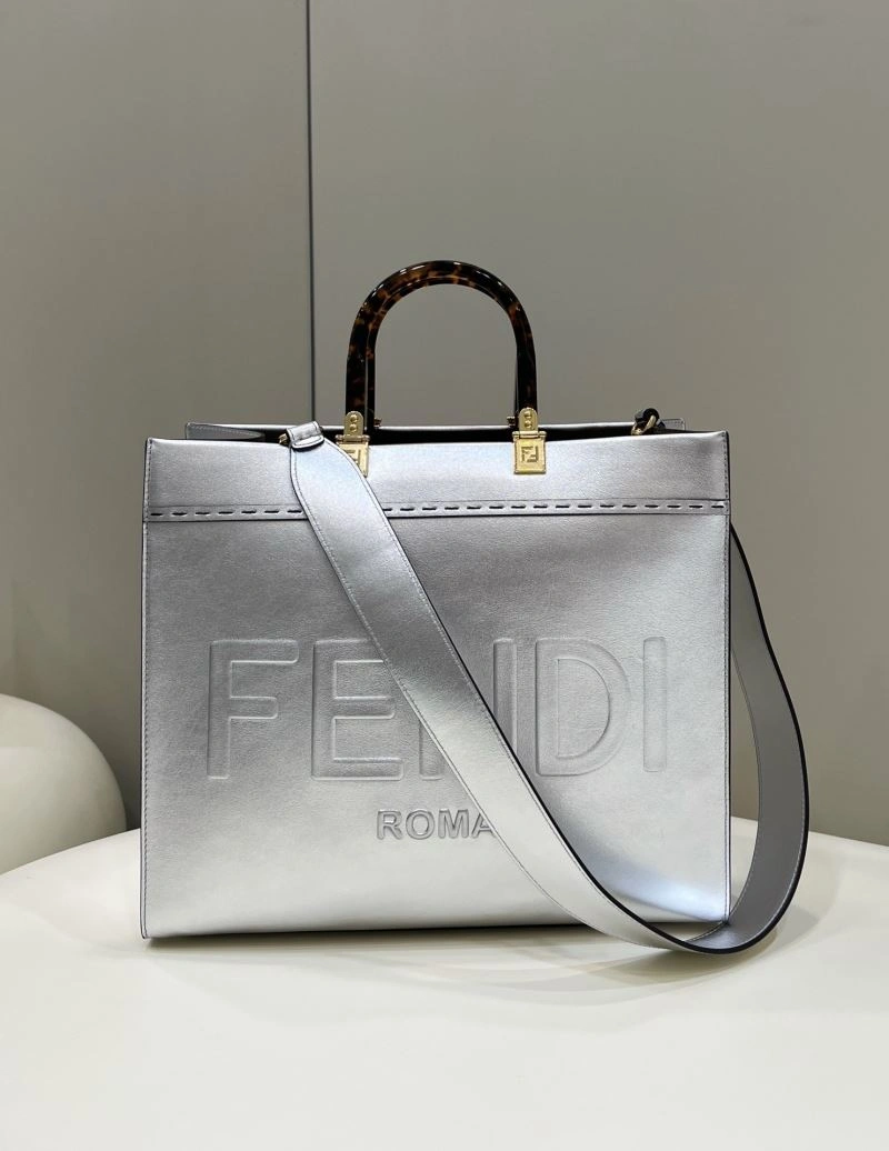 Fendi Shopping Bags Functional 57423