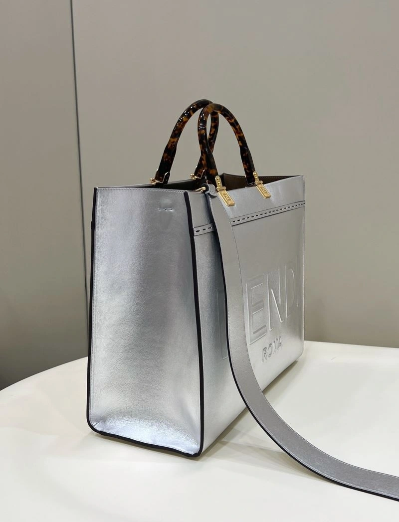 Fendi Shopping Bags Functional 57423