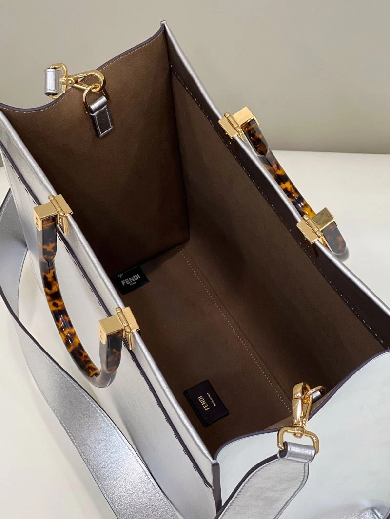 Fendi Shopping Bags Functional 57423